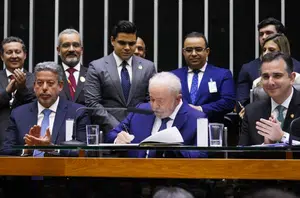 Lula e o Congresso Nacional(Pablo Valadares/Câmara dos Deputados)