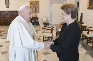 Papa Francisco recebe Dilma Rousseff no Vaticano(Divulgação/Vatican Media)