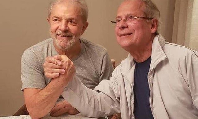 PT/PI faz carreata em homenagem a Lula
