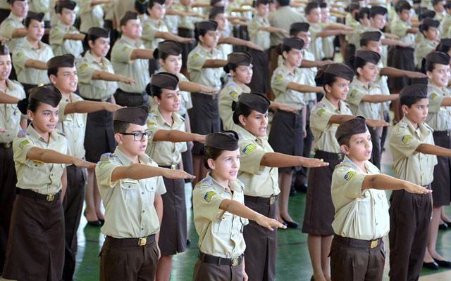 Projeto prevê escolas militares com recursos estaduais