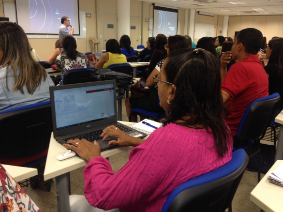 Jovem de Futuro realiza formação para Educadores