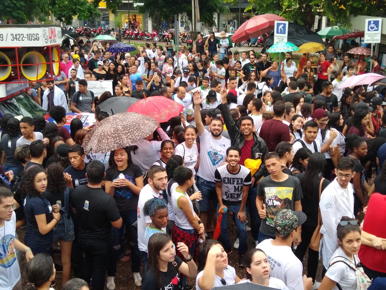 Manifestação dos estudantes de Picos