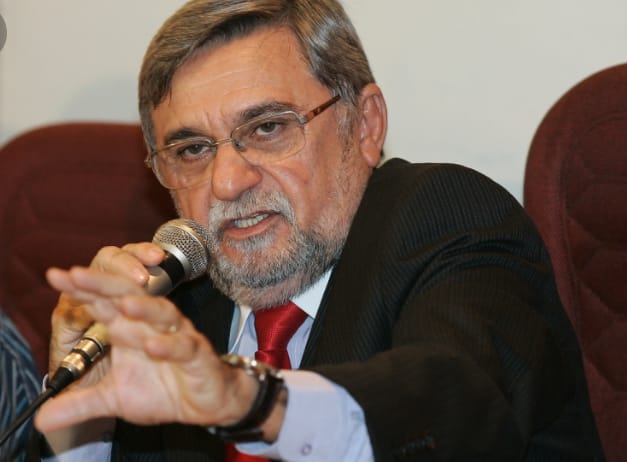 Paes Landim deveria ter sido exonerado, para Merlong votar contra a reforma