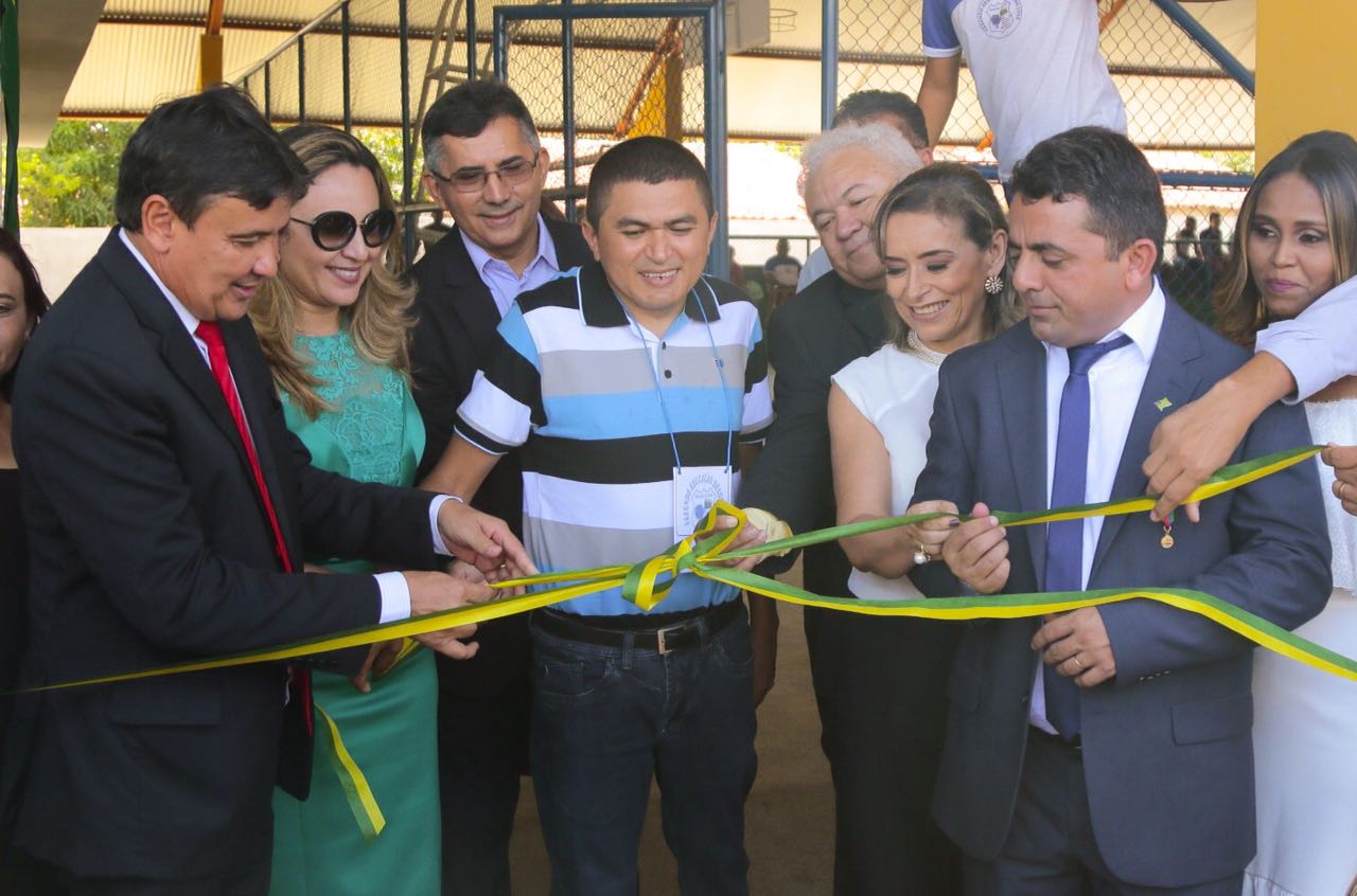 Seduc entrega obras e anuncia reforma em escola de Campo Maior