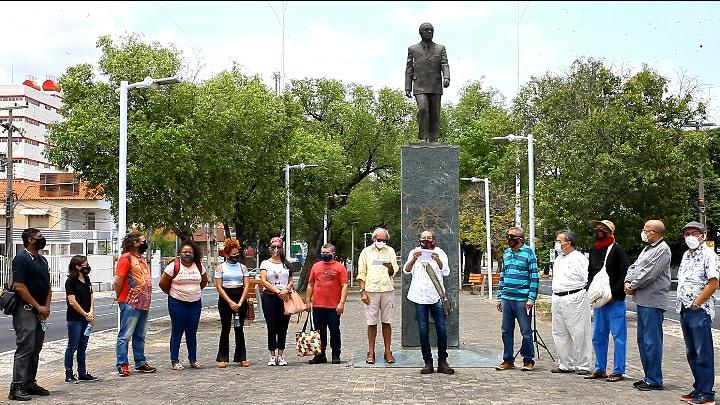 Artistas de Teresina realizam ato de manifesto pelo resgate da Lei A. Tito Filho