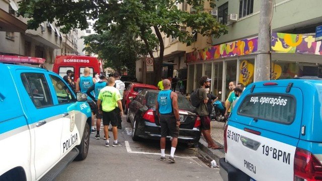 Pedestre morre após ser atingido por botijão de gás