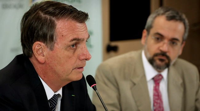 Por que Jair Bolsonaro age contra a educação?