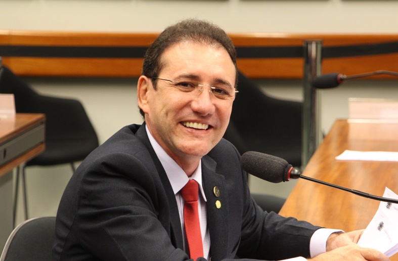 Ele ganhou comando do Progressistas para votar contra Dilma, agora, foi flagrado com R$ 2 milhões