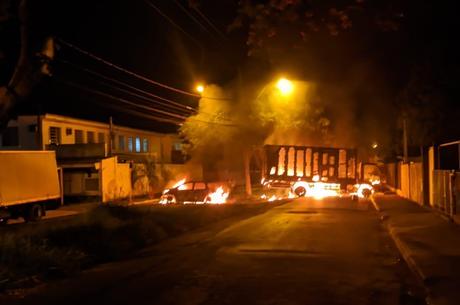 Noite de terror e pânico: criminosos agem em Araraquara (SP)