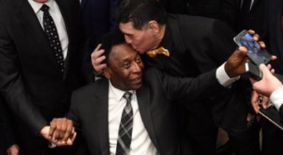 Última aparição de Pelé e Maradona juntos