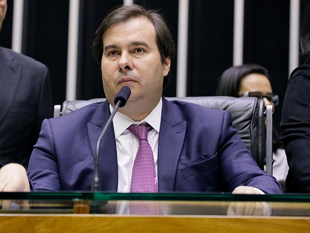 PT fecha apoio a bloco de Maia para a disputa da presidência da Câmara