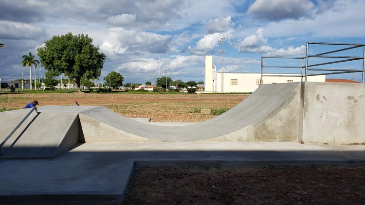 Construção de pista de skate