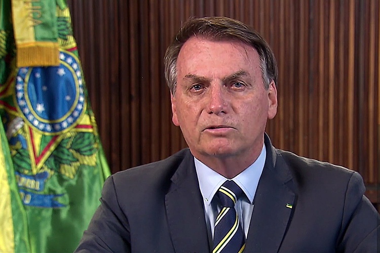 Jair Bolsonaro recuou em relação à publicação da MP que iria causar uma catástrofe social