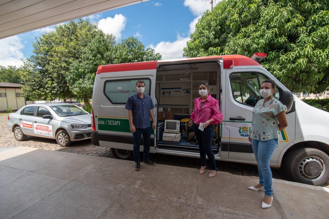 Governo envia ambulâncias com UTIs a municípios para atender casos da Covid-19