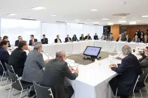 Reunião dos dantescos(Jornal de Brasilia)