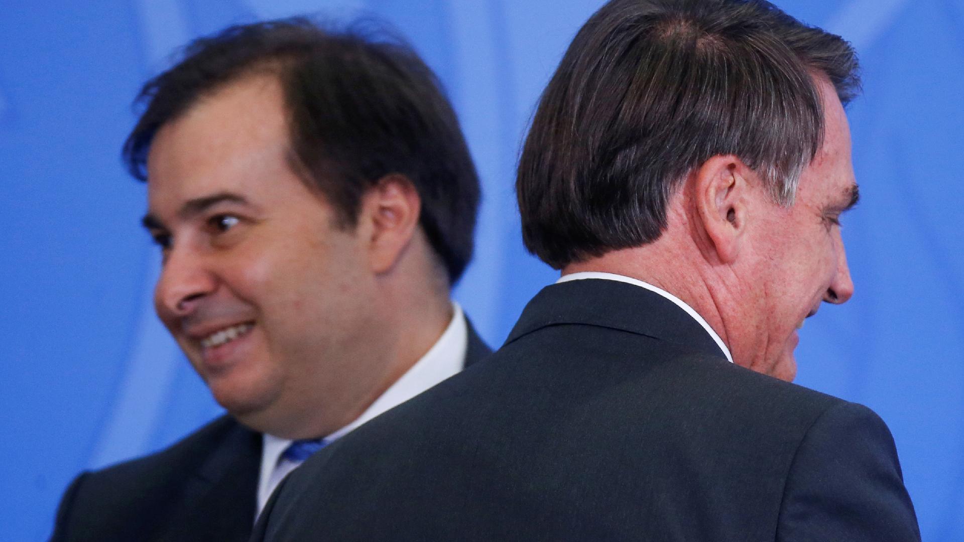 Bolsonaro vai cair, opção Rodrigo Maia vai se impondo