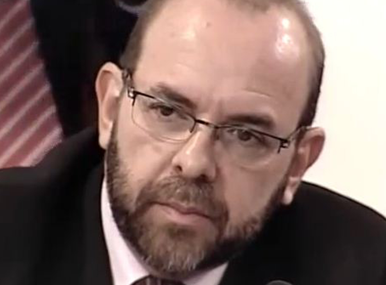 Frente ampla ou micareta liberal?