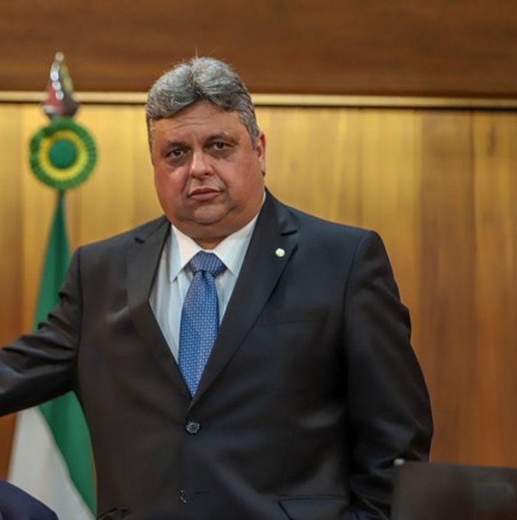 Deputado Estadual Júlio Arcoverde.