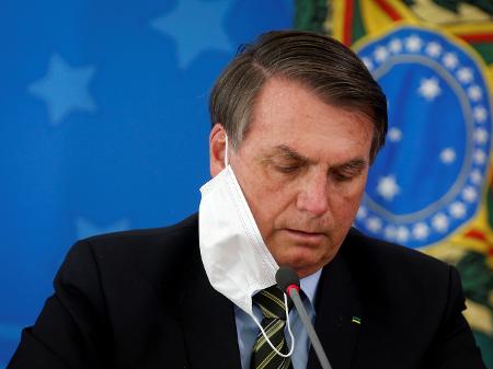 Bolsonaro está com sintomas de Covid-19 e aguarda resultado de exame