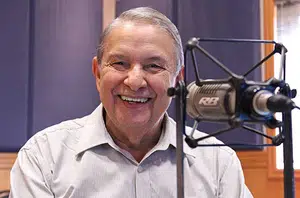 José Paulo de Andrade morre de Covid-19, aos 78 anos(UOL)