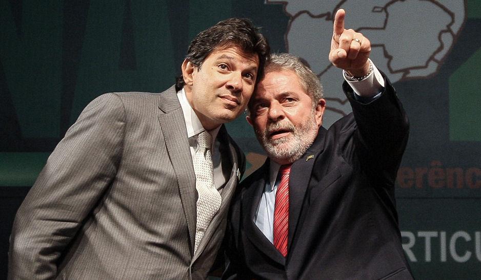 Petistas admitem Haddad como candidato e revista tira pesquisa do ar