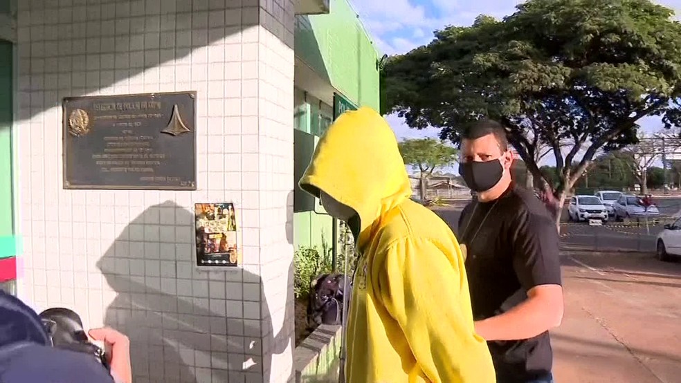 Portador ilegal de cobra está em prisão temporária