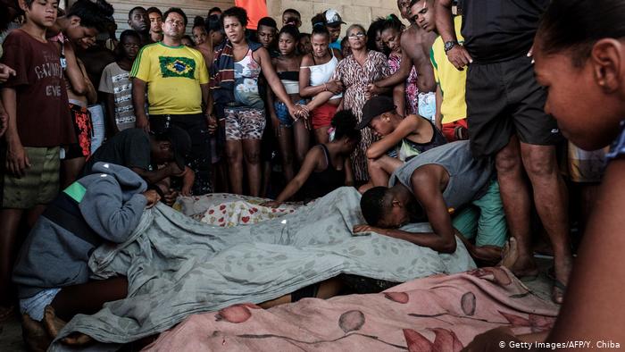 Assassinatos de negros crescem 11,5% no Brasil