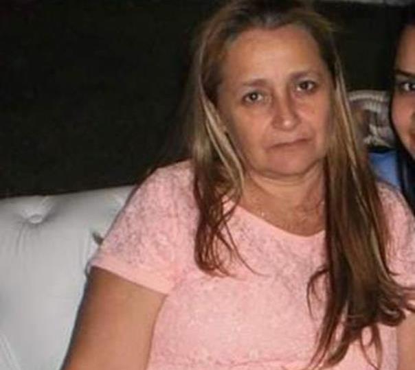 Mãe morre baleada ao tentar salvar filho de homicídio