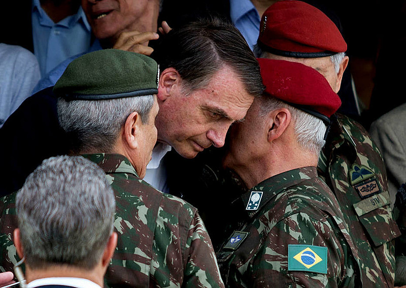 E o seu salário? O dos militares vai muito bem, obrigado!