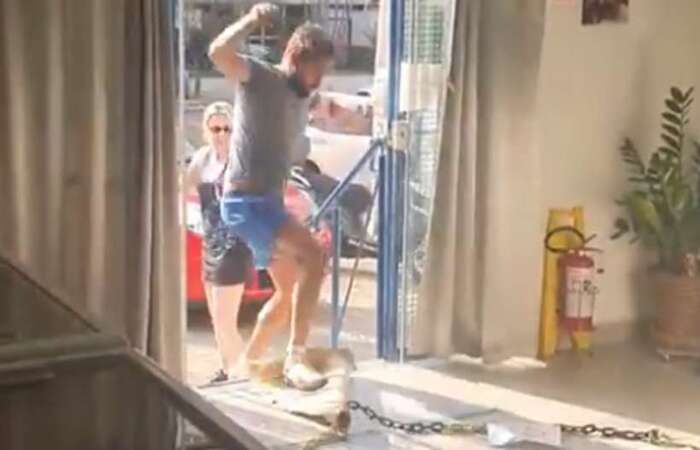 A confusão começou porque o homem não aceitou usar máscara no estabelecimento