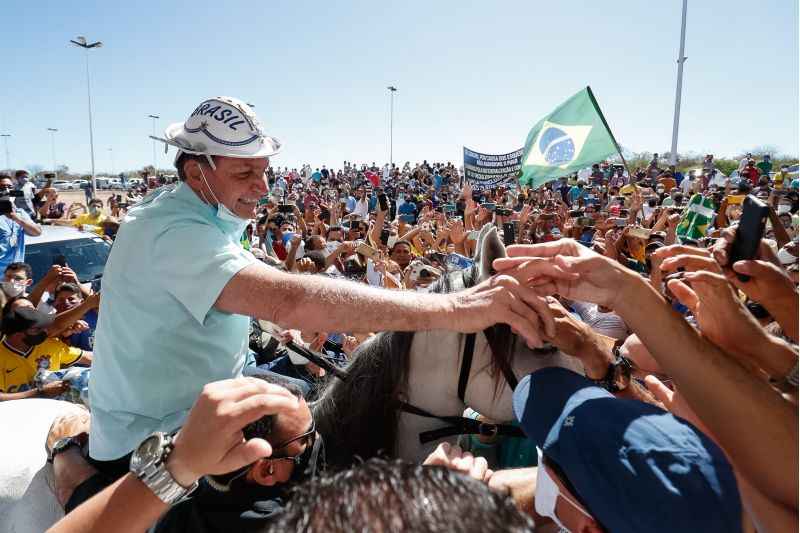 Aprovação do governo no Nordeste cai depois de viagens de Bolsonaro