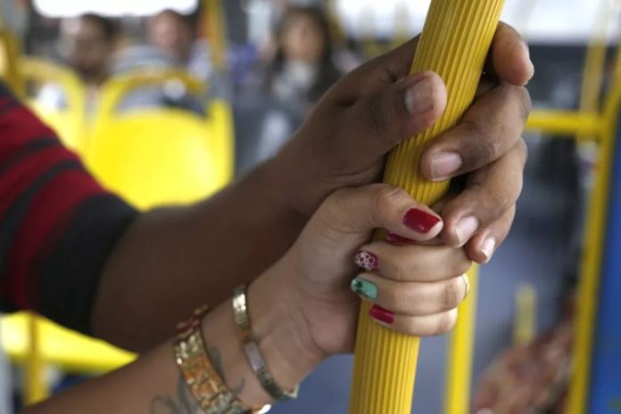 Homem é preso duas vezes no mesmo dia por importunar sexualmente passageiras no ES