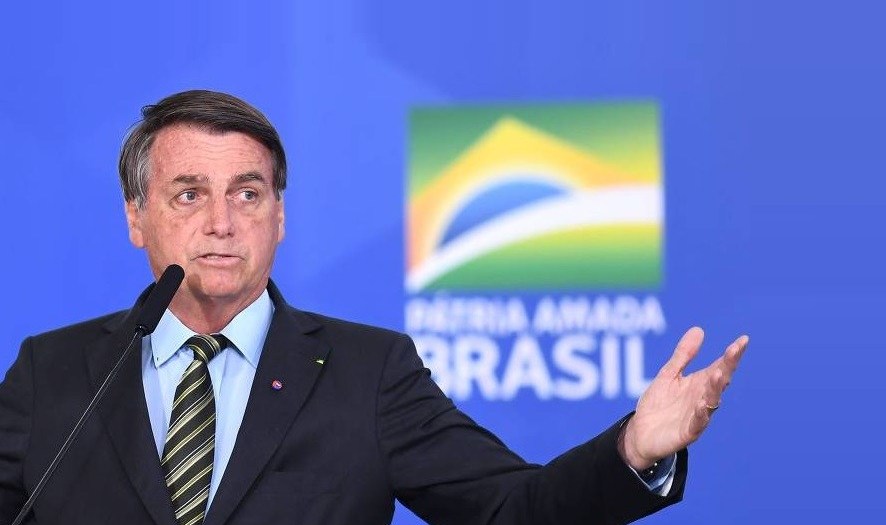 Bolsonaro proíbe Renda Brasil e diz que não vai alterar Bolsa Família