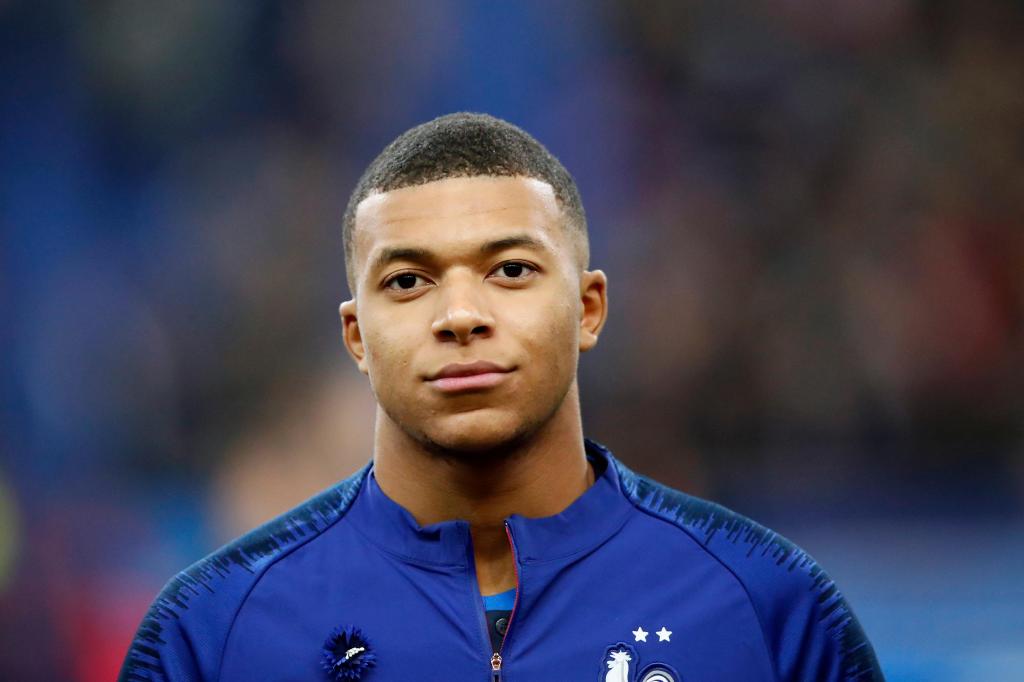 Mbappé é diagnosticado com Covid-19 antes de jogo da seleção francesa