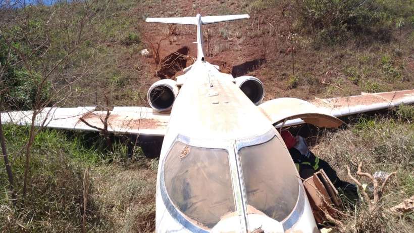 Acidente de avião deixa três feridos em aeroporto de Diamantina-MG