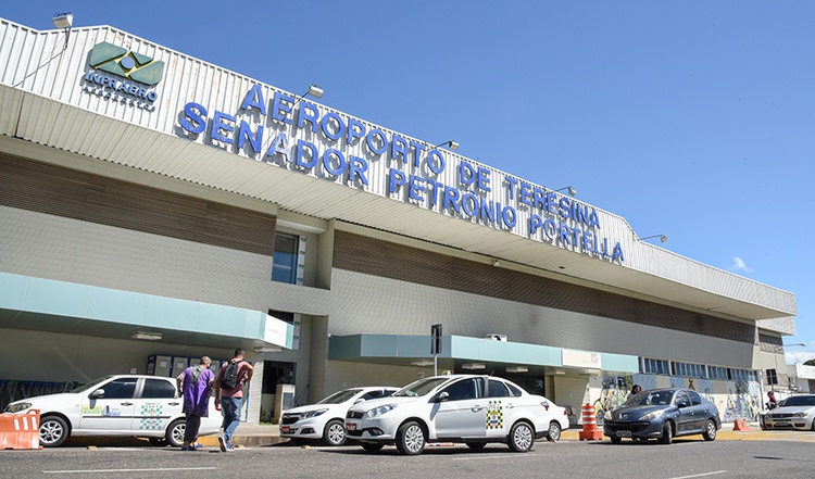 Aeroporto Petrônio Portela