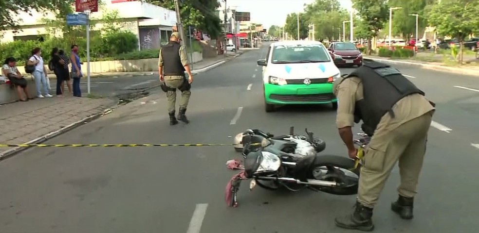 Av. Frei Serafim: vítima de assalto reage e dois suspeitos são baleados