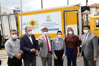 Piauí inicia distribuição de insumos para vacinação contra a Covid em municípios