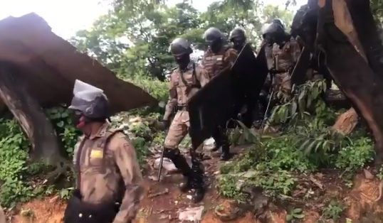 Polícia