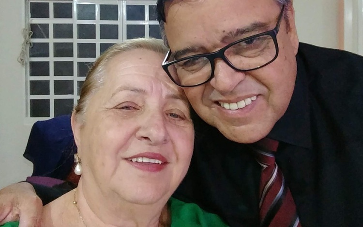Secretário Assis Silva Filho e esposa