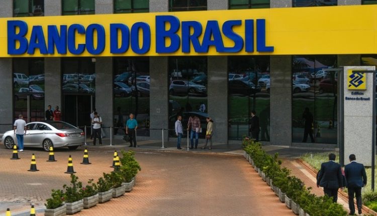 Bancada do PT na Câmara reage a fechamento e demissões do Banco do Brasil