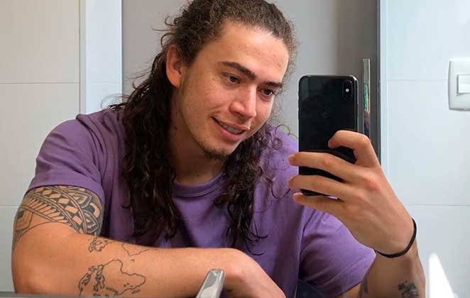 Whindersson Nunes se manifesta sobre travesti que foi queimada