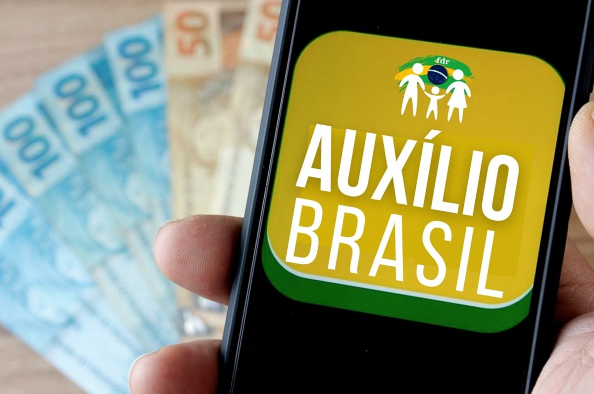 Auxílio Brasil: Senado aprova empréstimo consignado a beneficiários