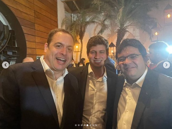 Rafael com Paulo Câmara e João Campos