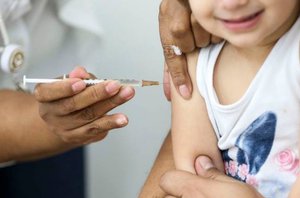 Vacina em crianças(Divulgação)