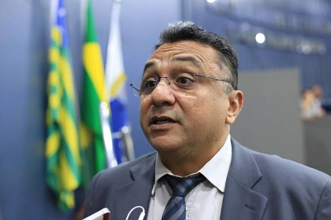 Dudu cobra que deputados da base saíam do PL: “fora dos leques de aliança”