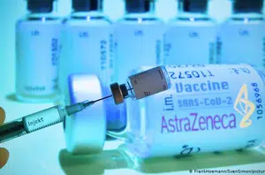Vacina de Oxford/AstraZeneca contra a Covid-19(DW)