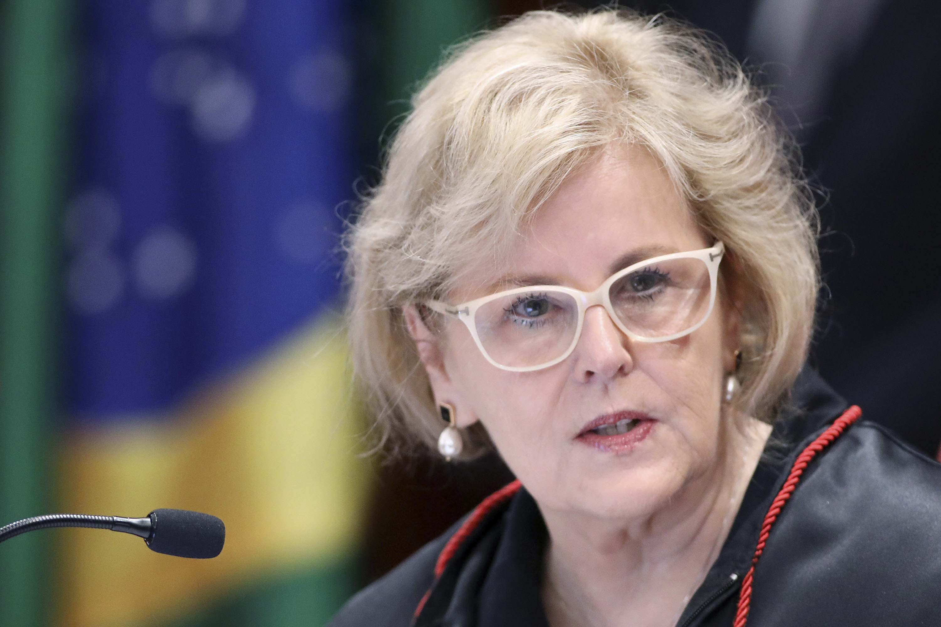 Rosa Weber manda governo federal reativar leitos de UTI para Covid no Piauí