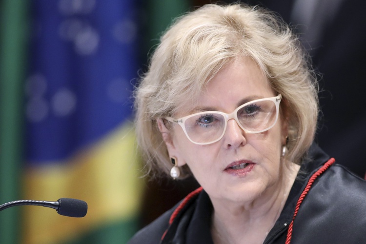 ‘Discurso negacionista é desserviço para saúde pública’, diz Rosa Weber