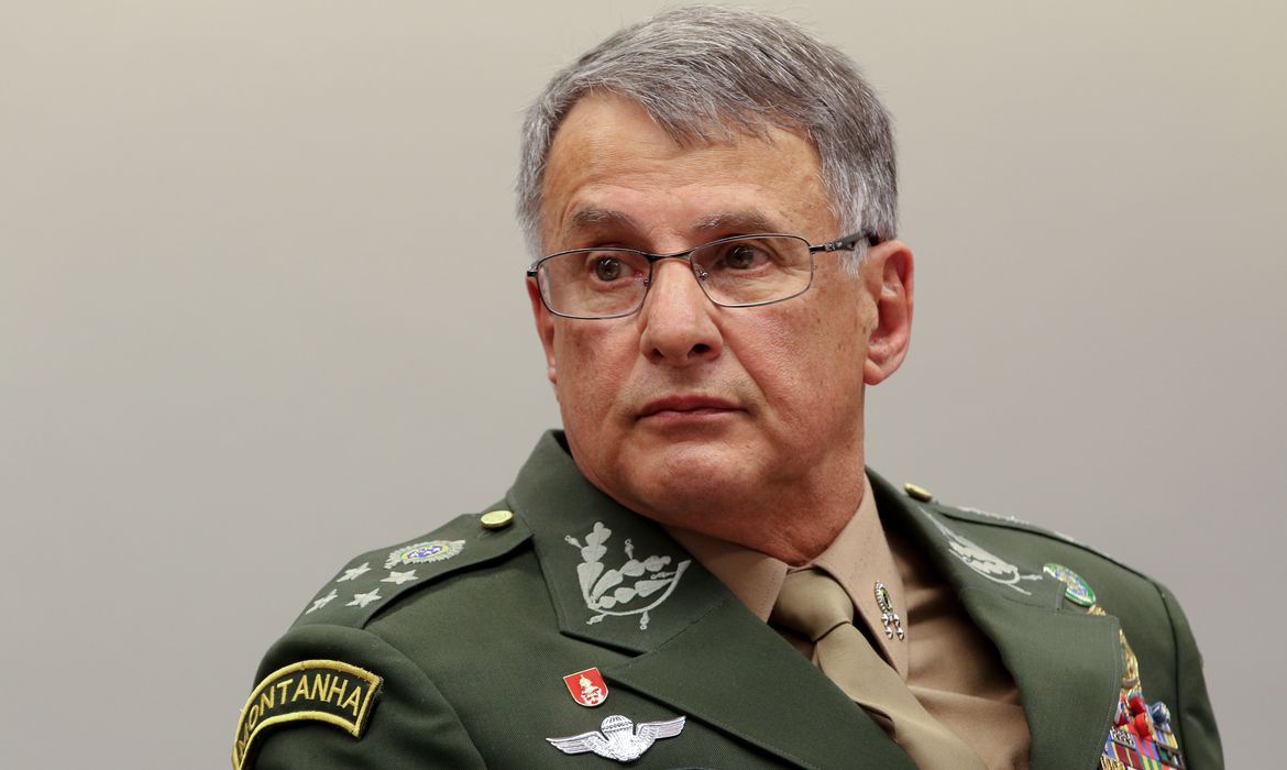 General Edson Pujol